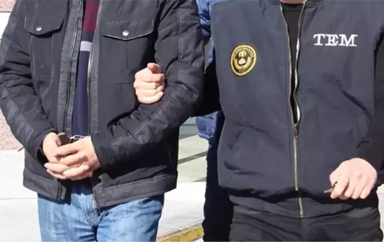 İzmir'de Terör Örgütüne Eleman Temin Eden 12 Kişi Gözaltına Alındı