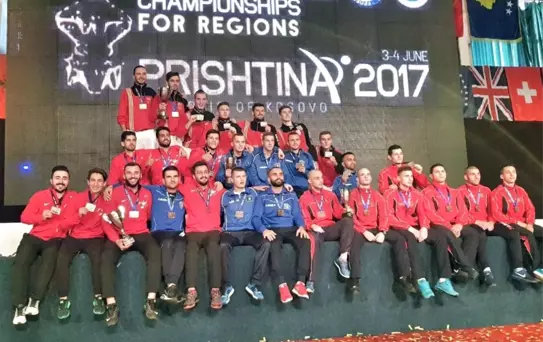 Kosova'da Zirve Türkiye'nin