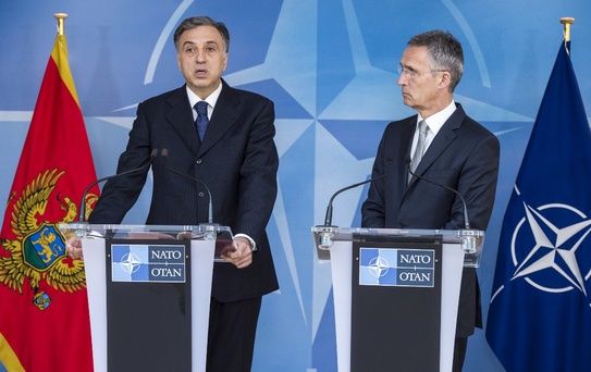 Karadağ Bayrağı NATO Genel Merkezine Asıldı