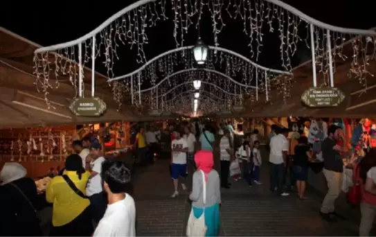 Asırlık Tatlar ve Sanatlar, Çarşıda Canlanıyor