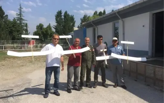 Gölcük'te Model Uçak Kursu Açıldı