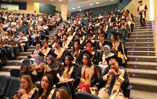 Stmf Mezunlarını Coşku ile Uğurladı