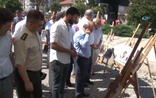 İha'nın 15 Temmuz Fotoğrafları Salihli ve Kula'da Sergilendi