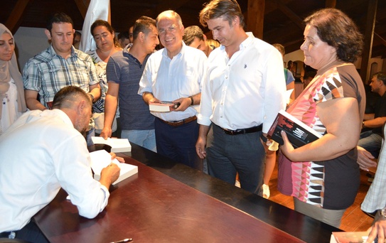 İbrahim Becer Okurlarıyla Buluştu