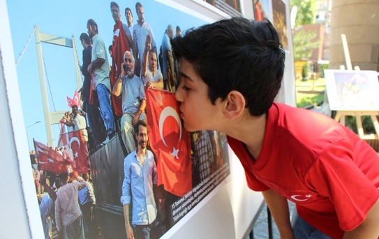 İha'nın '15 Temmuz Destanı' Fotoğraf Sergisi Amasya'da Açıldı