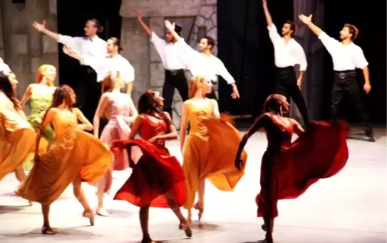 Bodrum Uluslararası Bale Festivali 'Zorba' ile Başladı