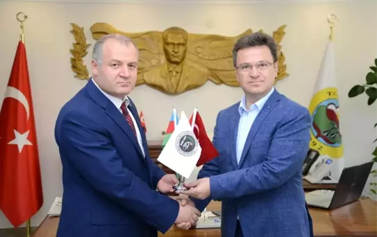 Asimder'den Iğdır Valisi Ünlü'ye Ziyaret