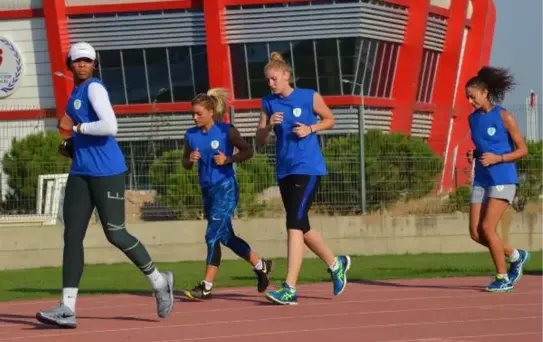 Balıkesir Büyükşehir Belediyespor'da Rota Sultanlar Ligi