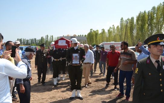 Şehidin Cenaze Namazını Babası Kıldırdı