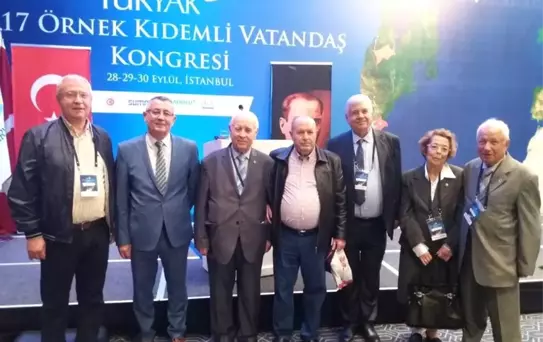 Feyzullah Aktan'a 'Örnek Kıdemli Vatandaş' Ödülü