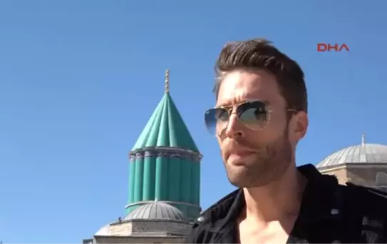 Konya Hollywood Oyuncusu Adam Dormi, Mevlana Müzesi'ni Ziyaret Etti