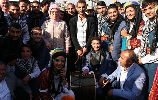 Emine Erdoğan Memleketi Siirt'in Tanıtım Gününe Katıldı