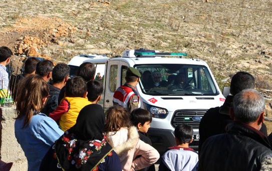 Isparta'da Şehidi 10 Bin Kişi Uğurladı