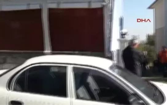 Kocaeli Öğretmen Kendini Asarak İntihar Etti