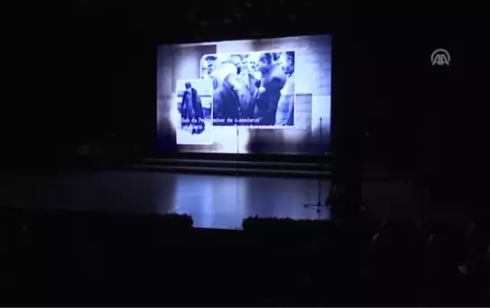 İstanbul Valiliği, Atatürk'ü Anma Programı Düzenledi