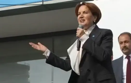 Genel Merkez Açılışında İstiklal Marşını Unuttu