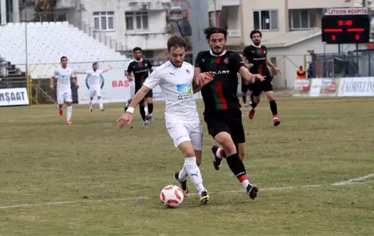 Tff 2. Lig: Fethiyespor: 0 Karşıkaya: 0
