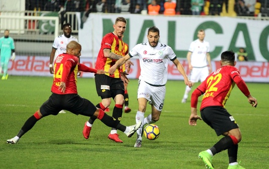 Süper Lig: Göztepe: 1 - Atiker Konyaspor: 0 (İlk Yarı)