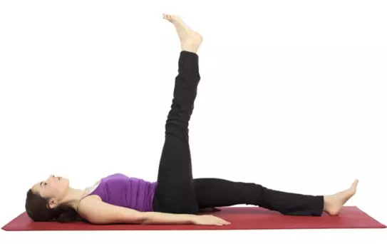 3 Dakikada Bacak İncelten Egzersizler