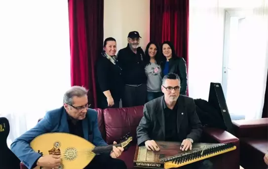 Zonguldak Huzurevi Sakinleri Yılbaşı Organizasyonunda Doyasıya Eğlendi