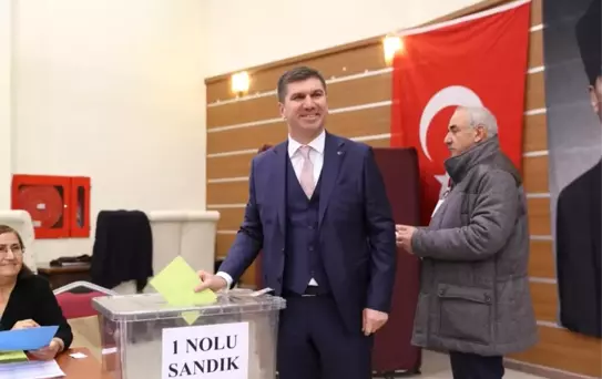 CHP Burdur İl Başkanlığına Osman Gök Seçildi