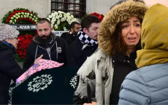 Ünlü Senarist ve Oyuncu Ayşe Selen'in Ölümü, Sanat Camiasını Yasa Boğdu