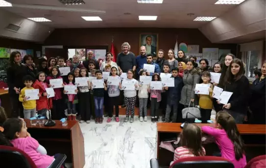 2018'de Nasıl Bir Dünya Hayal Ediyoruz' Resim Yarışmasının Kazananları Belli Oldu