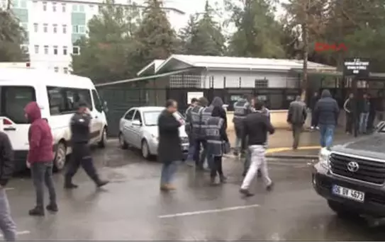 Diyarbakır Hdp'li Baluken'e 16 Yıl 8 Ay Hapis Cezası