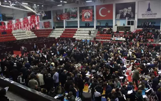 CHP İzmir'de Oy Kullanma İşlemi Başladı