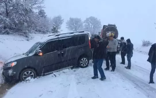 Kar Yağışı Kazaları Beraberinde Getirdi