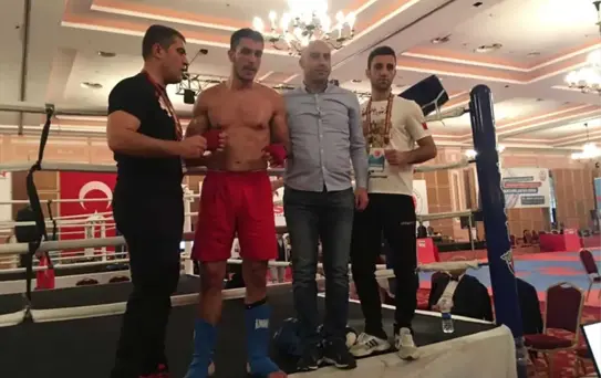 Bitlisli Sporcular 10 Madalya ile Döndü