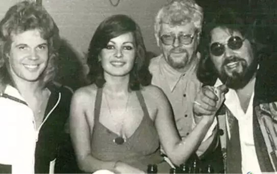 Beyaz Kelebekler'in Solisti Sevil Özyurt Hayatını Kaybetti! Haber 13 Gün Sonra Duyuldu