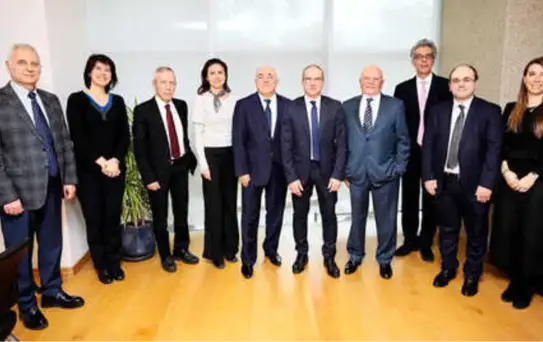 Bu Anlaşma Öğrencileri Çift Diplomalı Yapacak