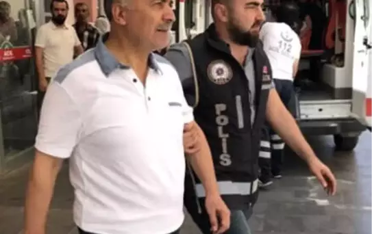 Fetö'den Tutuklu Eski Rektöre Tahliye