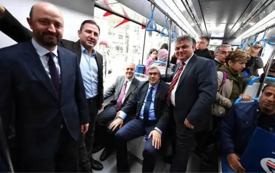 Toplantıya Tramvayla Geldiler