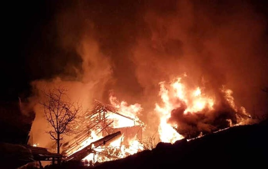 Kastamonu'da Çıkan Yangında 1 Ev Kullanılamaz Hale Geldi: 2 Yaralı