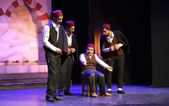 'Semt-i Şahane Beykoz' Oyununa Yoğun İlgi