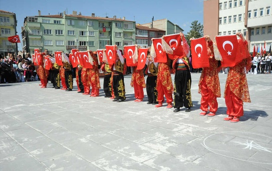 İç Anadolu'da '23 Nisan' Renkli Etkinliklerle Kutlandı
