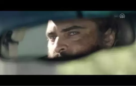 Sinema - Hiçbir Zaman Burada Değildin