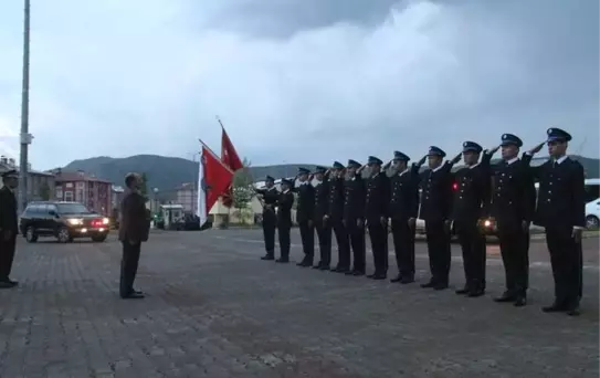 Bitlis Valisi Polis Adayları ile İftar Bir Araya Geldi
