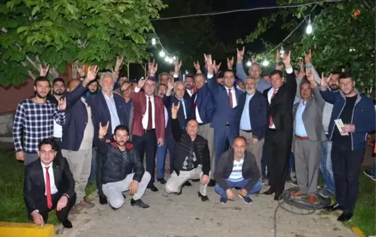MHP'den İftar Programı