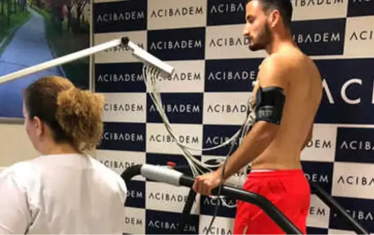 Sivasspor'un Yeni Transferi Erdoğan Sağlık Kontrolünden Geçti