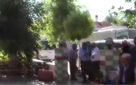 Fetö'nün 'Altın Çocuğu' Zeki Güven Toprağa Verildi