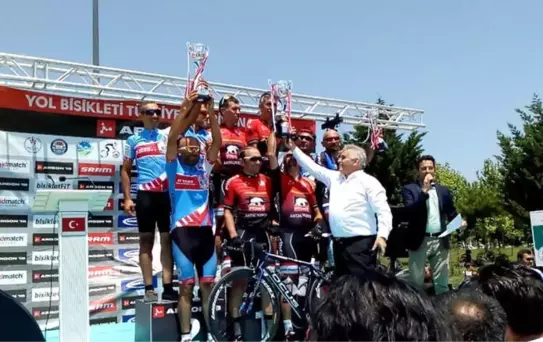 Sökeli Bisikletçiler Türkiye 2.'si Oldu