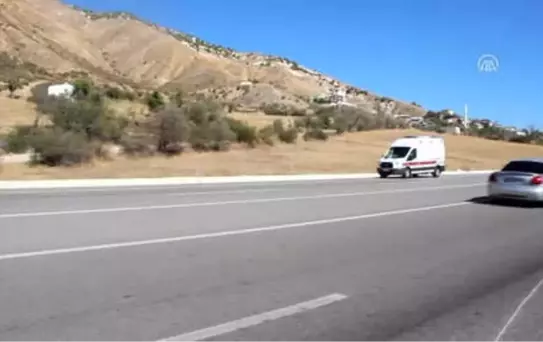 Sivas'ta Trafik Kazası: 5 Yaralı