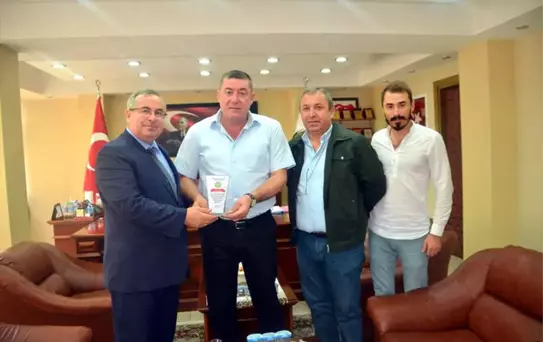 Okul Müdürü Koyu'dan Başkan Tekin'e Ziyaret