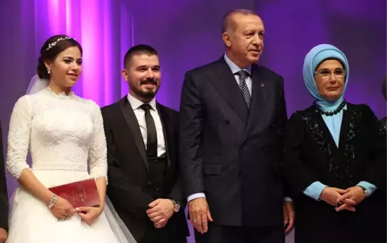 Cumhurbaşkanı Erdoğan Nikah Şahidi Oldu
