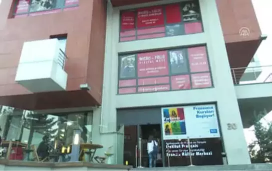 Fransız Kültür Merkezi'nde 'Küçük Çılgınlık' Projesi Tanıtıldı