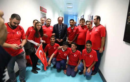 Cumhurbaşkanı Erdoğan: Diyarbakır Halkı Teröristleri Hüsrana Uğrattı (2)