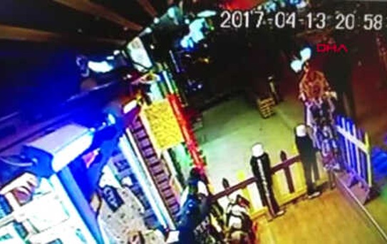 Bahçelievler'de Önüne Geleni Vuran Gence Müebbet ve 56 Yıl Hapis